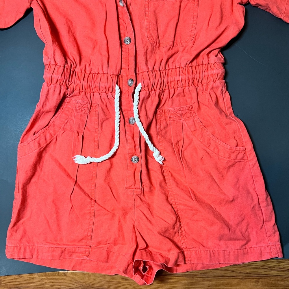 Universal Thread coral romper SIZE S - Picture 6 of 6